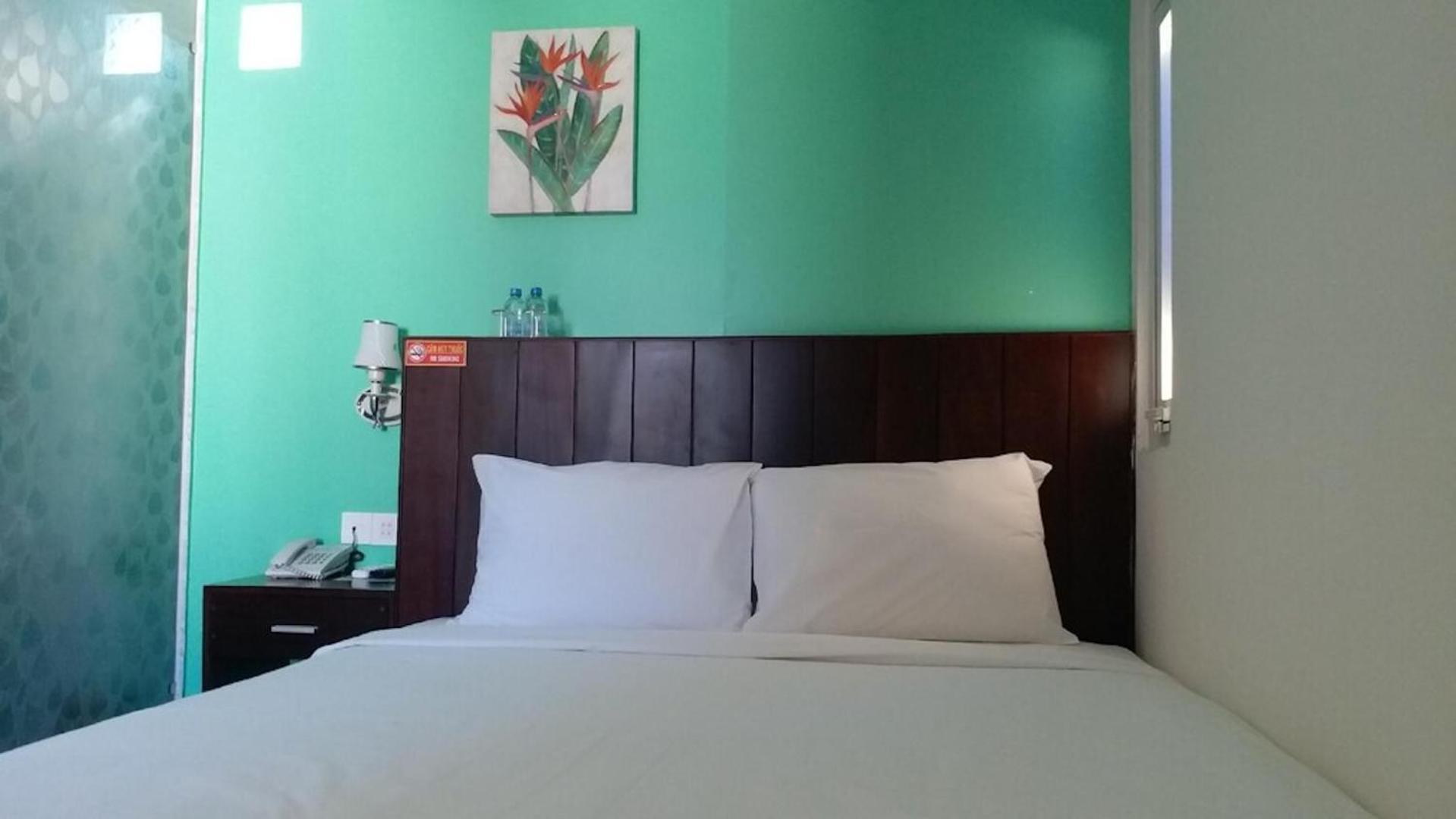 Melyna Hotel Nha Trang Beach Exterior foto