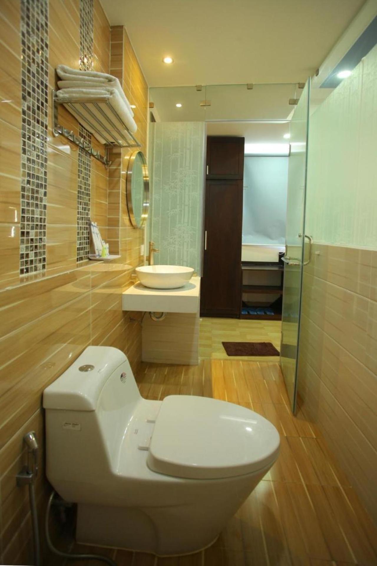 Melyna Hotel Nha Trang Beach Exterior foto